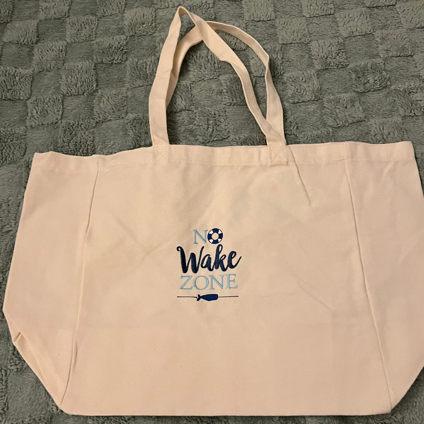Cavas reusable bag embroidered with no wake zone